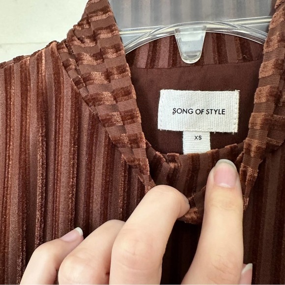 NWT Song Of Style Vivian Velvet Brown Bodysuit XS - Picture 4 of 9